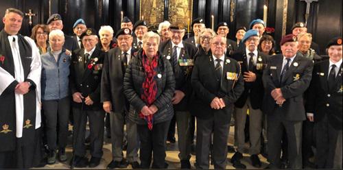 44 jaar wapenbroeders in Londen tijdens Remembrance Week