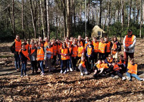 Groep 7 van BS De Regenboog op ‘Battlefield tour’ in Goirle bij Afd. Midden-Brabant 