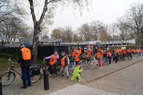 ‘Battlefield tour’ met groep 7 BS De Regenboog door Afd. Midden-Brabant