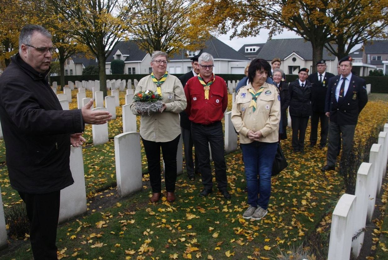Herdenking Brits kerkhof in Nederweert 