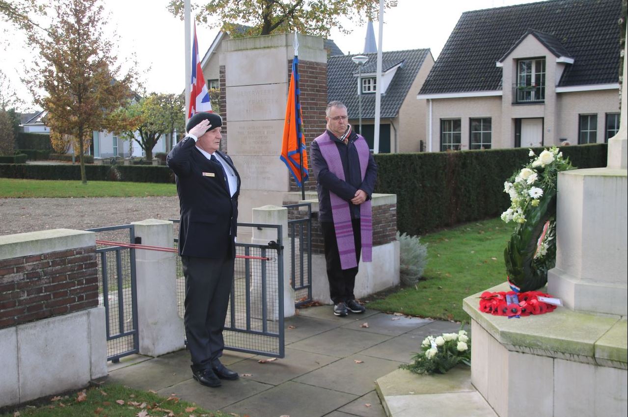 Remembrance Day Britse Militaire Begraafplaats Nederweert